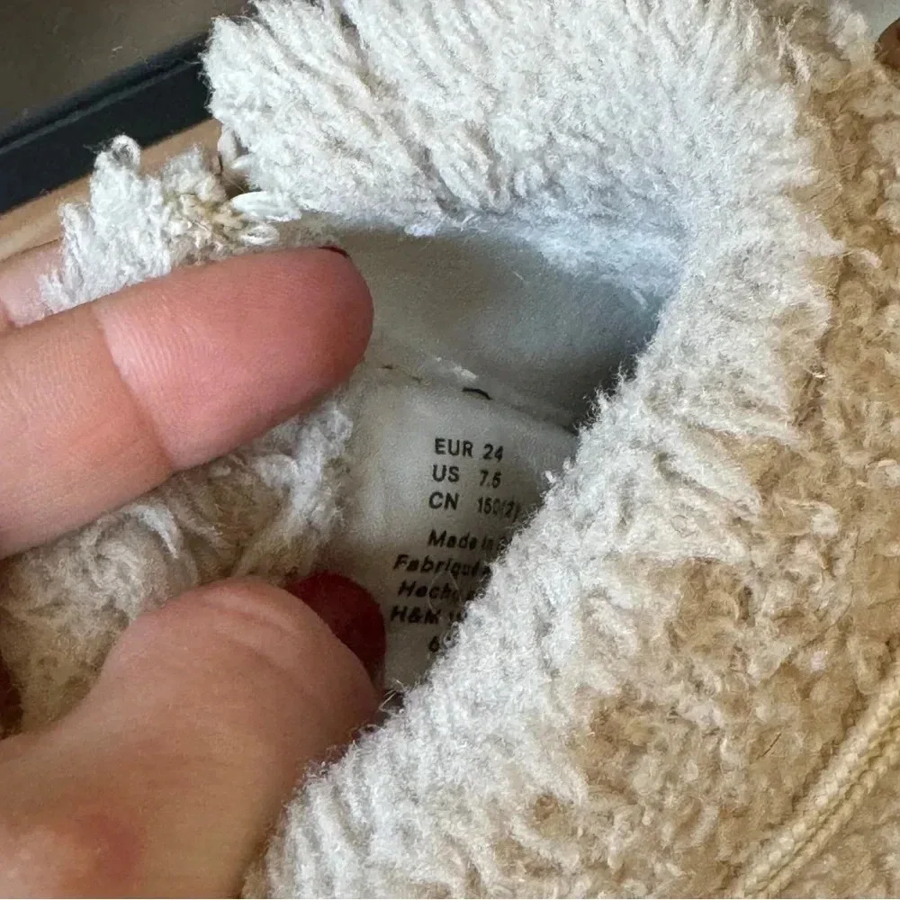 H&M kids toddler boots winter fleece lined girl teddy sherpa zipper up beige